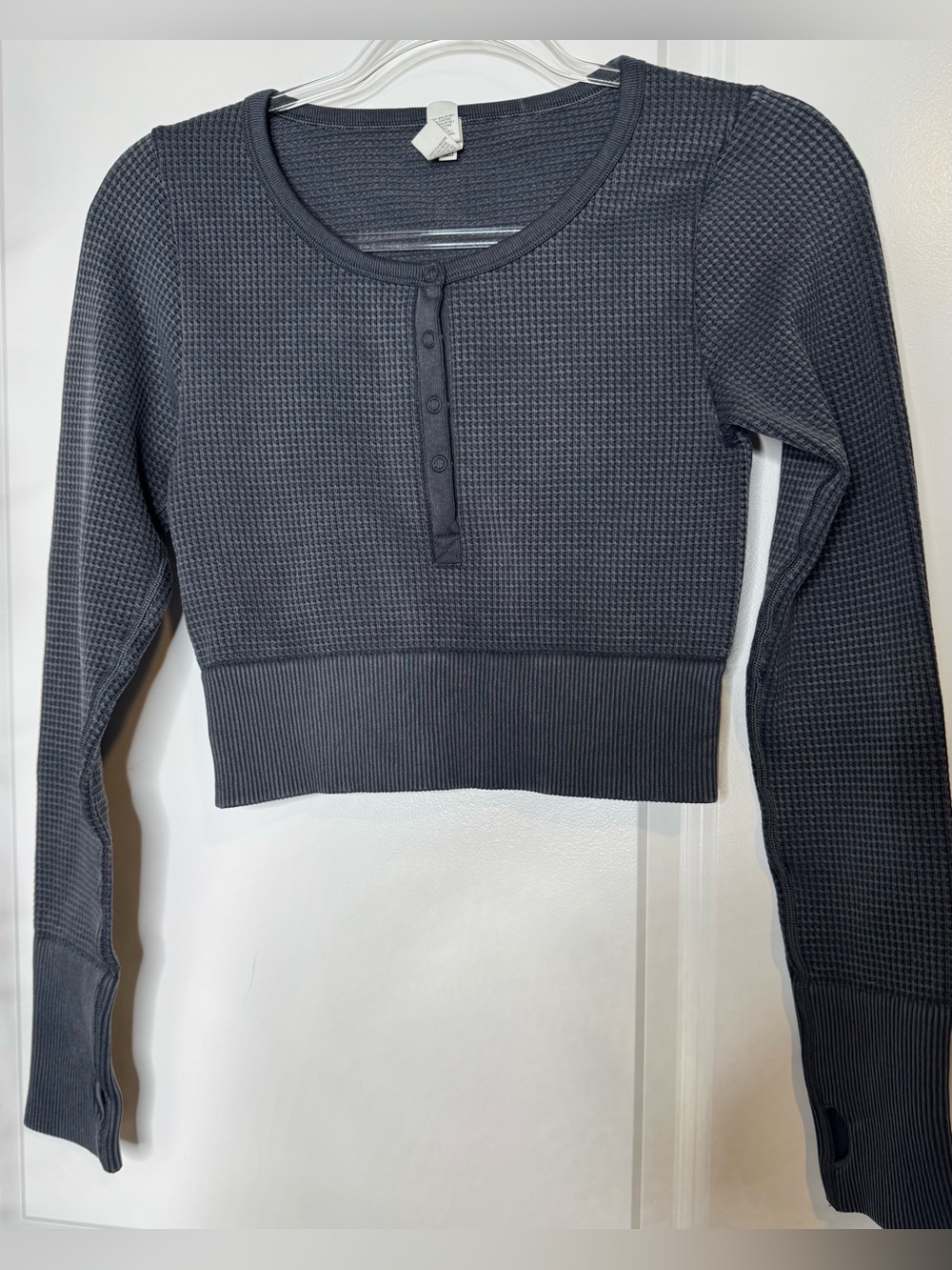 Offline by aerie Charcoal Cropped Waffle Henley Long-Sleeve Md stretch fitted - Picture 1 of 6